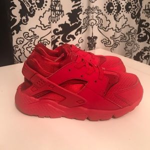 Toddler Boy Red Nike Huarache Shoe